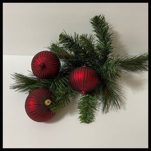 Set of 3 Glass Christmas Ornaments